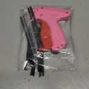 Stitch Gun for Clothes - Handheld Stitch Gun Quick Clothing Fixer - Tagging Gun - Includes 6 Needle, 1000 Black Fasteners & 1000 White Fasteners