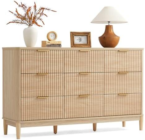LINSY Fluted Dresser for Bedroom with 9 Drawers, Mid Century Modern Chest of Drawers with Gold Metal Handles, Wide Boho Wood Dressers, Large Farmhouse Storage Cabinet for Bedroom, Living Room, Oak