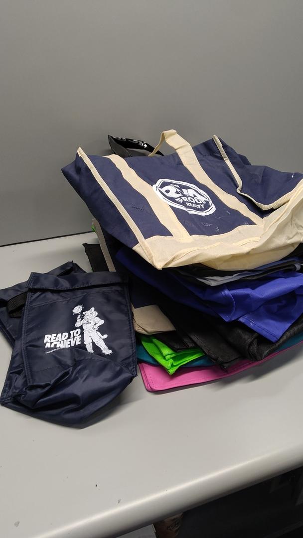 Mix of Grocery bags ,and tote bags Sizes Small, medium, Large