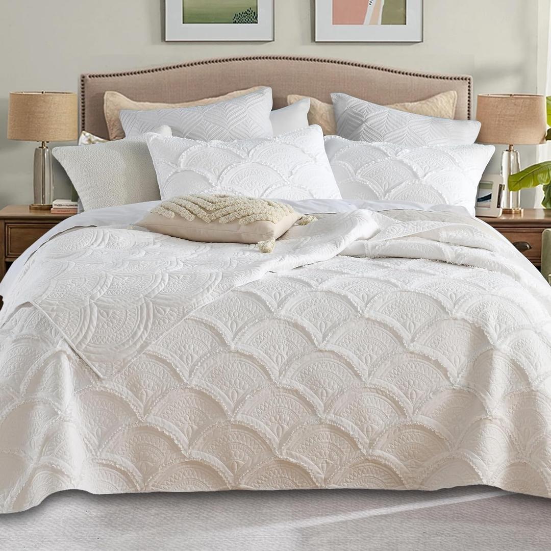 King Size Quilt Set, Comforter Set White Lace Bedspread, Washable Soft Coverlet Reversible Lightweight Bedding Sets with 2 Pillow Shams, (104"x90", 3 Pieces)