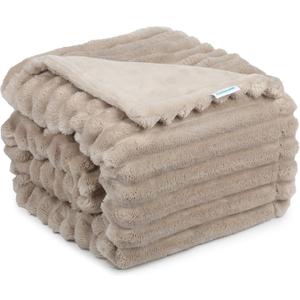 Waterproof Dog Blanket, Soft Fleece Blanket for Couch Protector, Reversible Pet Blankets Furniture Protector Cover for Small Medium Large Dogs Cats (Line, 50"x60")