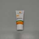 La Roche-Posay Anthelios Clear Skin Sunscreen Dry Touch SPF 60, Oil Free Sunscreen For Face, Oil Absorbing, Broad Spectrum SPF + Antioxidants, Non-Greasy, Oxybenzone Free, Travel Size