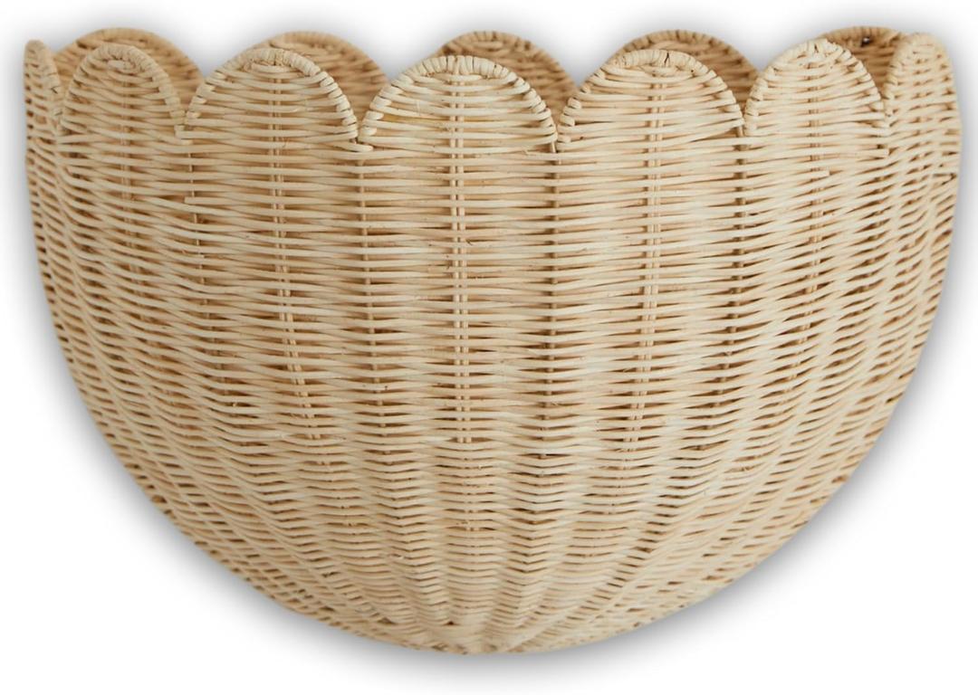 Scalloped Wicker Wall Basket - Rattan Hanging Storage Organizer, Decorative Basket for Nursery, Bathroom, Front Door, Perfect for Flowers, Mail, Toys