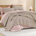 Litanika King Size Quilt Bedding Set, Light Coffee Summer Lightweight Soft Comforter Bedspreads & Coverlets, Boho Farmhouse Bedding Cover Bed Decor All Season, 3 Pieces (1 Quilt, 2 Pillowcases)