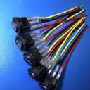 #US 3 Way Round 12V, Waterproof 3 Pin 3 Position 5 Pack.