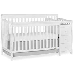 Dream On Me Brody 5-in-1 Convertible Full-Size Baby Crib & 3-Drawer Changer in White, Pinewood, GreenGuard Gold & JPMA, 1 Changer Pad, 3 Mattress Heights, Converts to Toddler & Full Size Bed