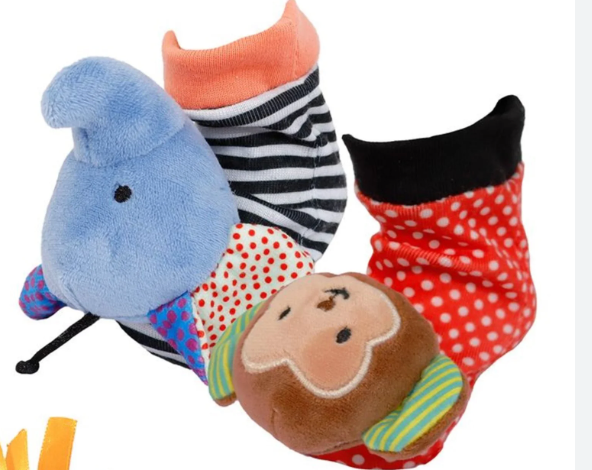 The Peanutshell Sock Rattles Set of 3 - Girl Boy Rattle Socks, Baby Toys 0-6-12 Month, Animal Newborn High Contrast Baby, Infant, Newborn Toys 0-3 0-6 Months Old Babies - Safari