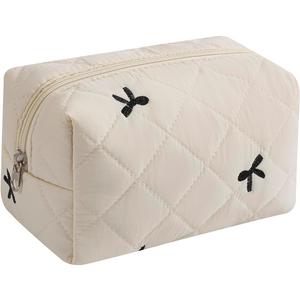 RSRSLEII Small Quilted Cotton Makeup Bag, Aesthetic Cosmetic Bag, Cute Floral Makeup Pouch, Kawaii Trendy Preppy Travel Toiletry Bag for Women and Girls (01 White Bow)