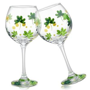 Willinglong 2 Pcs St. Patrick's Day Shamrock Wine Glasses Hand Painted Irish Theme Clover Gold Coin Stemmed Glasses Bar Goblet Cocktail Drinkware Gifts for St. Patrick's Day Party Supplies