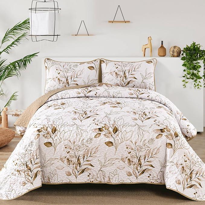 Aninbedding Floral Queen Quilt Set,Brown Autumn Bedspread Coverlet Set with 2 Pillowcases,Lightweight Soft Micorfiber Bedding Set for All Season (96’’X90’’) Brown