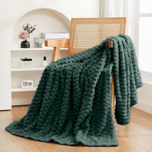 Thickened Velvet Blanket, Soft Flannel Napping Blanket, Warm Student Cover, Multifunctional Throw for Sofa, Bed, and Outdoors, 100x70cm, Machine Washable, Cozy Winter Blanket. (Army Green)
