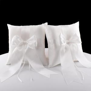 2 PCS Wedding Ring Pillow, Ivory Ring Bearer Pillow, Simple Collection of Big Bow, Ring Bearer Holder for Wedding Party Ceremony