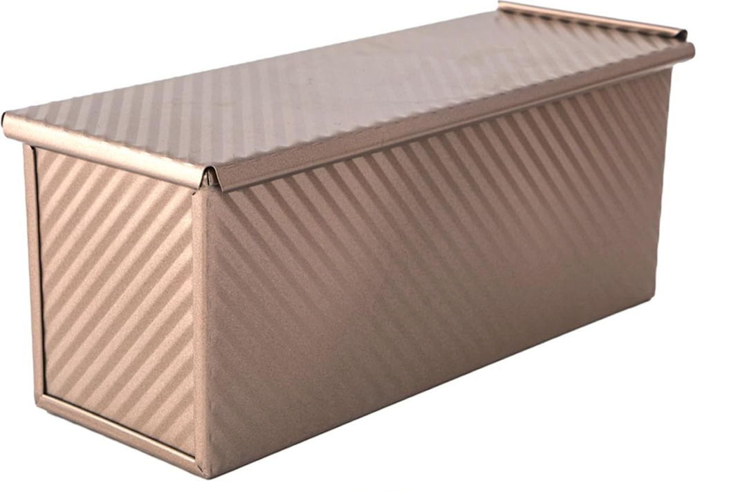 2.2Lb Bread Pan, Non-Stick Rectangle Pullman Loaf Pan with Lid, Long Sourdough Bread Loaf Pan for Homemade, Deep Bread Tin with Dough Scraper Cutter (13inch, Gold)