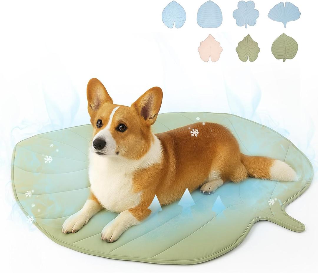 Dog Cooling Mat - Large Leaf Shaped, Washable, Non-Slip, Summer Pad for Dogs and Cats, Lightweight (Medium (26-55 lb), Green)