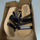 Skechers womens Summers Size 7