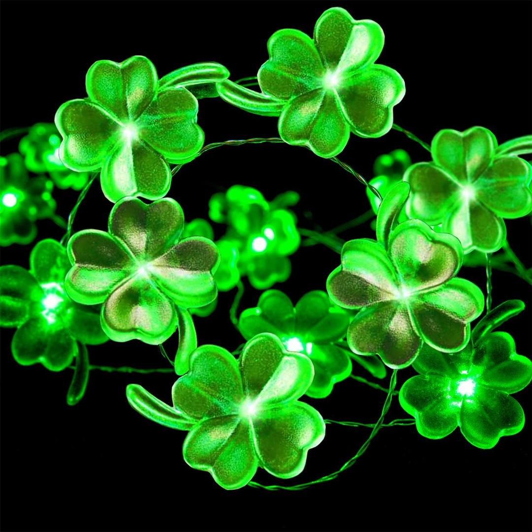 St Patricks Day Decorations Shamrocks String Lights Battery Operated with Timer 13 ft 40 LEDs Lucky Clover Green Lights for Office Party Feast of Saint St. Patrick's Day Accessories Door Decor