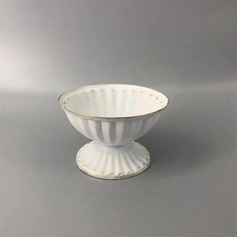  2 Pack Vintage Metal Vase 