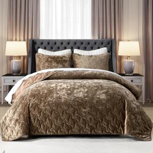 Homzard Luxury Velvet Quilt Set Queen Size Bedding, Mocha Brown Comforter Set, Ultra-Soft Striped Channel Stitch All Season Comforter, Thermal Bedspread Coverlet with 2 Pillow Shams