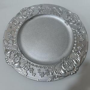 13" Elegant Charger Plate Durable Plastic Dinner Plates Set - 100 PCS Retro European Style in Silver for Wedding, Party, Christmas Table Decoration