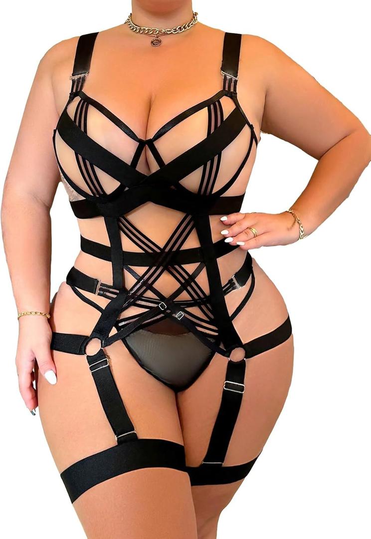 WDIRARA Women's Exotic Strappy Harness Hollow Out Underwired 4 Piece Lingerie Set XL