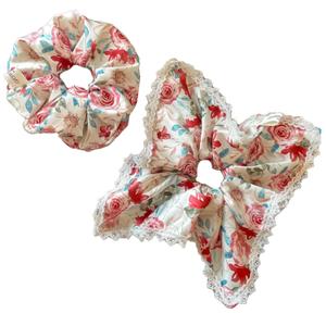 2 Pack Vintage Floral Square Hair Scrunchies for Women Girls, Oil Painting Style Large Scrunchies Hair Ties, Cottage Core Buns Ponytail Holders for Wedding Party (Red Rose)