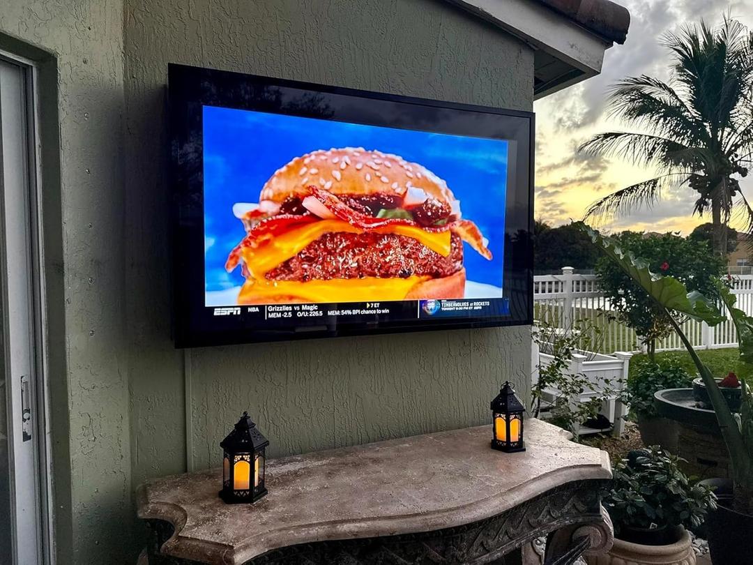 28-32inch Weatherproof Outdoor TV Cover, Hard Cover and Durable, Clear Television Enclosure for Outside, with TV Wall Mount and Cooling Fans Included