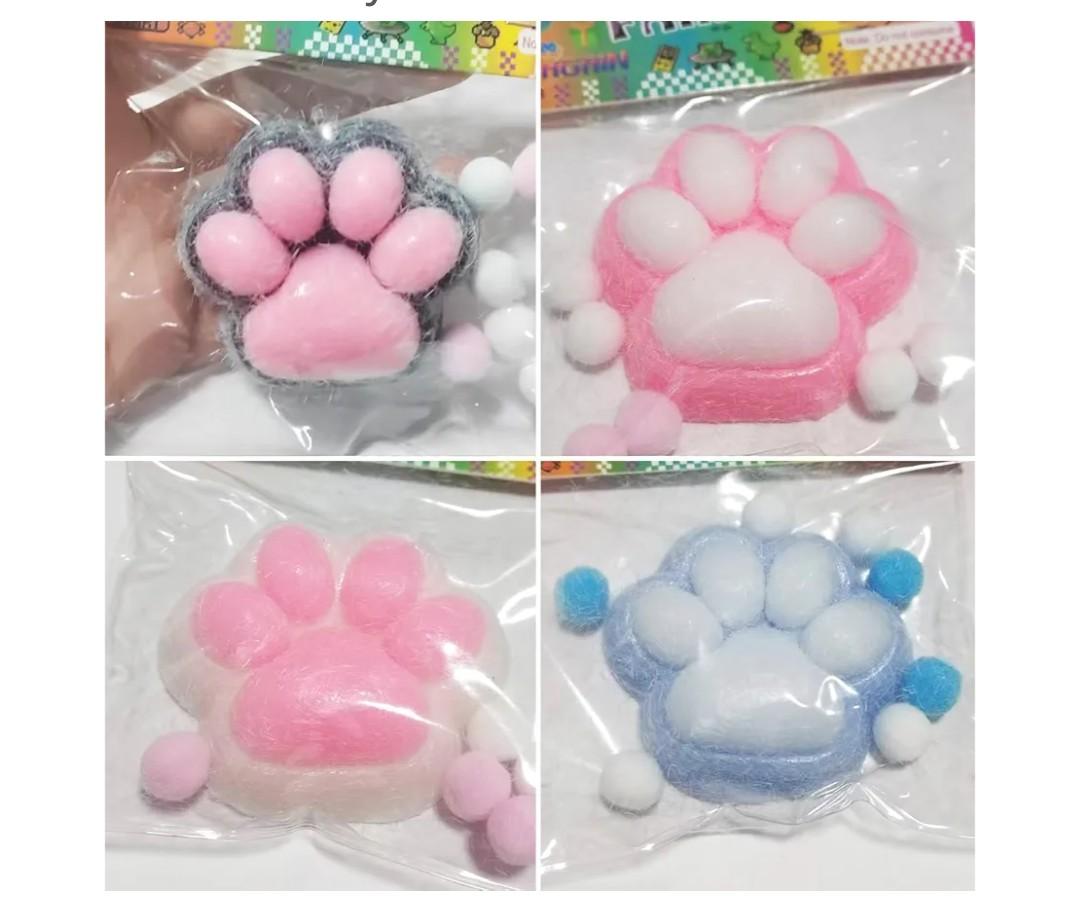 4pcs Squishy Cat Paw Squeeze Toys, Cute Kawaii Fufu Squishies, PVC Sensory Toys, Sticky Squeeze Fur Toys for Adults Kids, Funny Fidget Toys Novelty Things Suitable for Party Favors Birthday Gifts, Set of 3