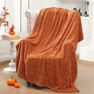 Thanksgiving Pumpkin Throw Blanket Fall Soft Warm Fuzzy 3D Pumpkin Throw Blanket for Bed Couch Sofa Chair Living Room Dorm Home Autumn Harvest Decoration for Women Men Gift, 50 x 60 Inch