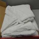 60 Inch Christmas Tree Skirt - Vonhen Extra Larger Thick Faux Fur Tree Skirt White Plush Skirt for Merry Chtistmas Party Christmas Tree Decoration