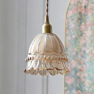 Flower Glass Pendant Light for Kitchen Island Retro Antique Pendant Lighting Vintage Gold Single Petal Ceiling Hanging Lamp Mini Modern Chandelier for Dining Room Bathroom Bedroom Farmhouse