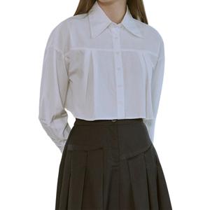 SUNNOW Women's Minimalist Tuck Detail Crop Shirt Modern Relaxed Fit Top Stylish Cropped Length Blouse White (White, M)