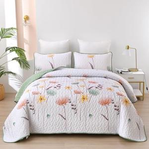 Dinjoy Floral Quilt Set Queen Size,Sage Green Bedspread Botanical 3 Pieces Fall Quilts Microfiber Lightweight Bedspreads White Soft Reversible Bed Cover Sets for All Season(96"x90")