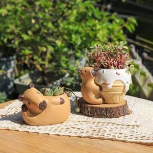Capybara Resin Succulent Planter Set of 2 - Mini Garden Decor with Drainage Holes (4.1"x2.75", for Plant Lovers)