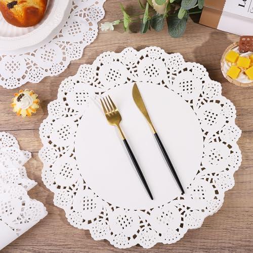 MCEAST 100 Pack Round White Paper Doilies 13.5 Inches Lace Paper Place Mats Rustic Scallop Doily Disposable Paper Table Pads for Food Cakes Crafts Party Weddings Tableware Decor