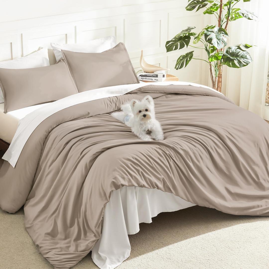 Litanika Light Coffee Oversized King Comforter Set Super King Plus Size, 3 Pieces Lightweight Solid Bedding Comforter Set, All Season Fluffy Bed Set (128x120In Comforter & 2 Pillowcases)