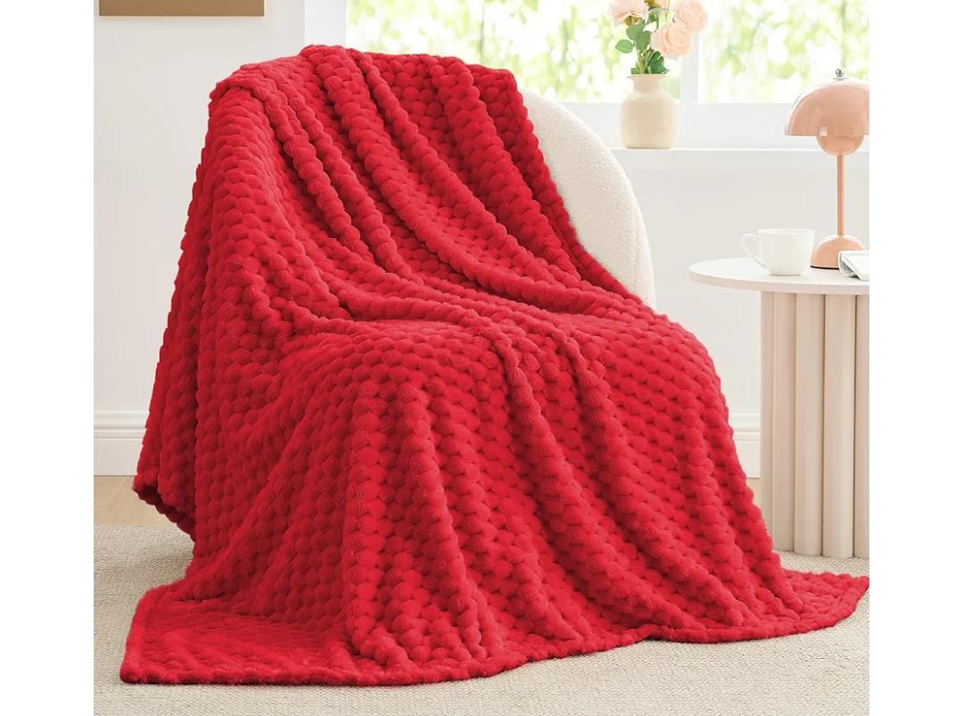 BEDELITE Fleece Throw Blanket for Couch & Bed - 3D Jacquard Decorative Red Blanket, Super Soft and Cozy Warm Fuzzy Blanket All Seasons Suitable, 50x60Inches