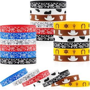 Gejoy 200 Pieces Western Party Bracelets Rubber Bracelets Silicone Stretch Wristbands for Western Themed Parties Birthday Parties