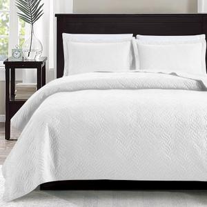 Love's cabin Quilts for Queen Bed White Bedspreads - Soft Bed Summer Lightweight Bedspread Comforter - Modern Style Wave Pattern Coverlet for All Season - 3 Pieces (1 Quilt, 2 Pillow Shams) (Full/Queen (90"x96"))