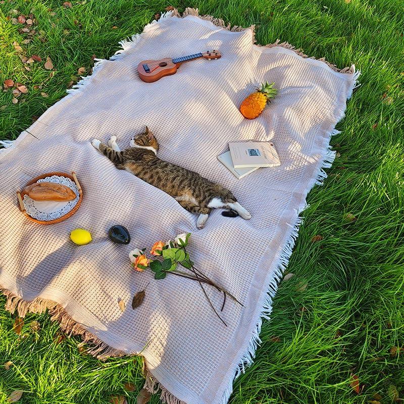 70"x 70" Picnic Blanket Extra Large,Layer Outdoor Blanket for 5 to 7 Adults,Camping Grass Lawn Park Accessories Cute Couple Gifts Ideas Wedding Registry for Camping, Park, Beach (Khaki)