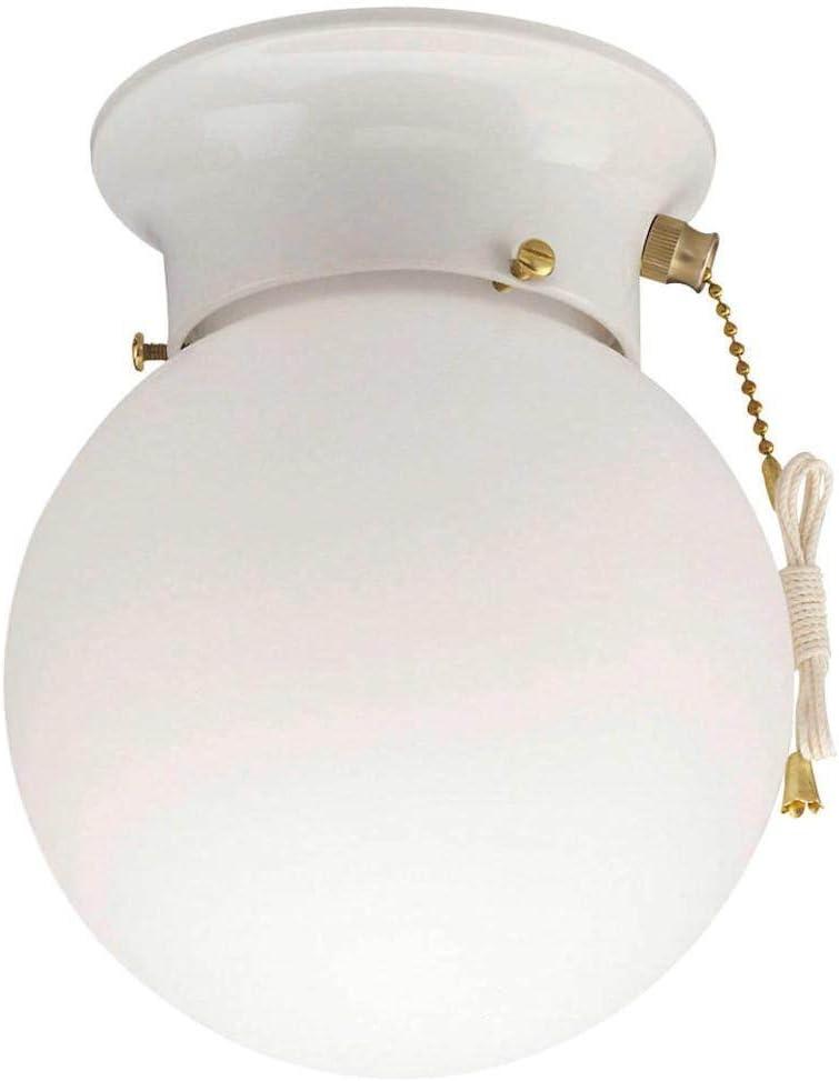 Westinghouse 6668000 Flush Mount, 1-Light 60 Watts, White