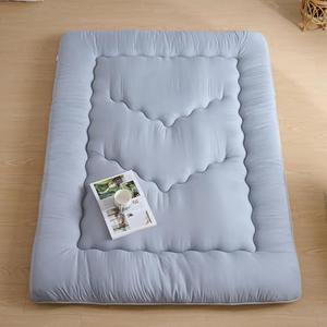 Ingdgnoso Japanese Floor Mattress, 3.5" Thicken Futon Mattress Tatami Mat, High Density Foam Support for Adult Kids Sleep, Portable Futon Sofa Bed for Camping, Pet Mat, Queen 80"x 60"（Silver Gray）