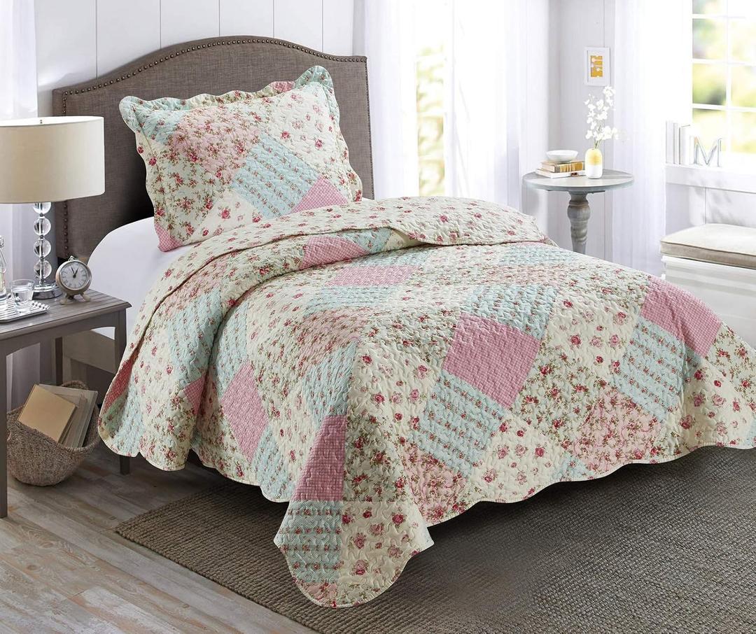 Brilliant Sunshine Roses Quilt Set, 2-Piece Bedding Sets with 1 Sham, Patchwork Design, Washable and Reversible Bedspread, Soft Lightweight Coverlet, All-Season, Twin/Twin XL, Pink Green