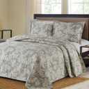 Soft Elegant Floral Queen Jacquard Bedspread Set, Sage Green and White Pattern, Luxury Quilt with 2 Matching Pillow Shams, All Season Bed Cover, Reversible Bedding