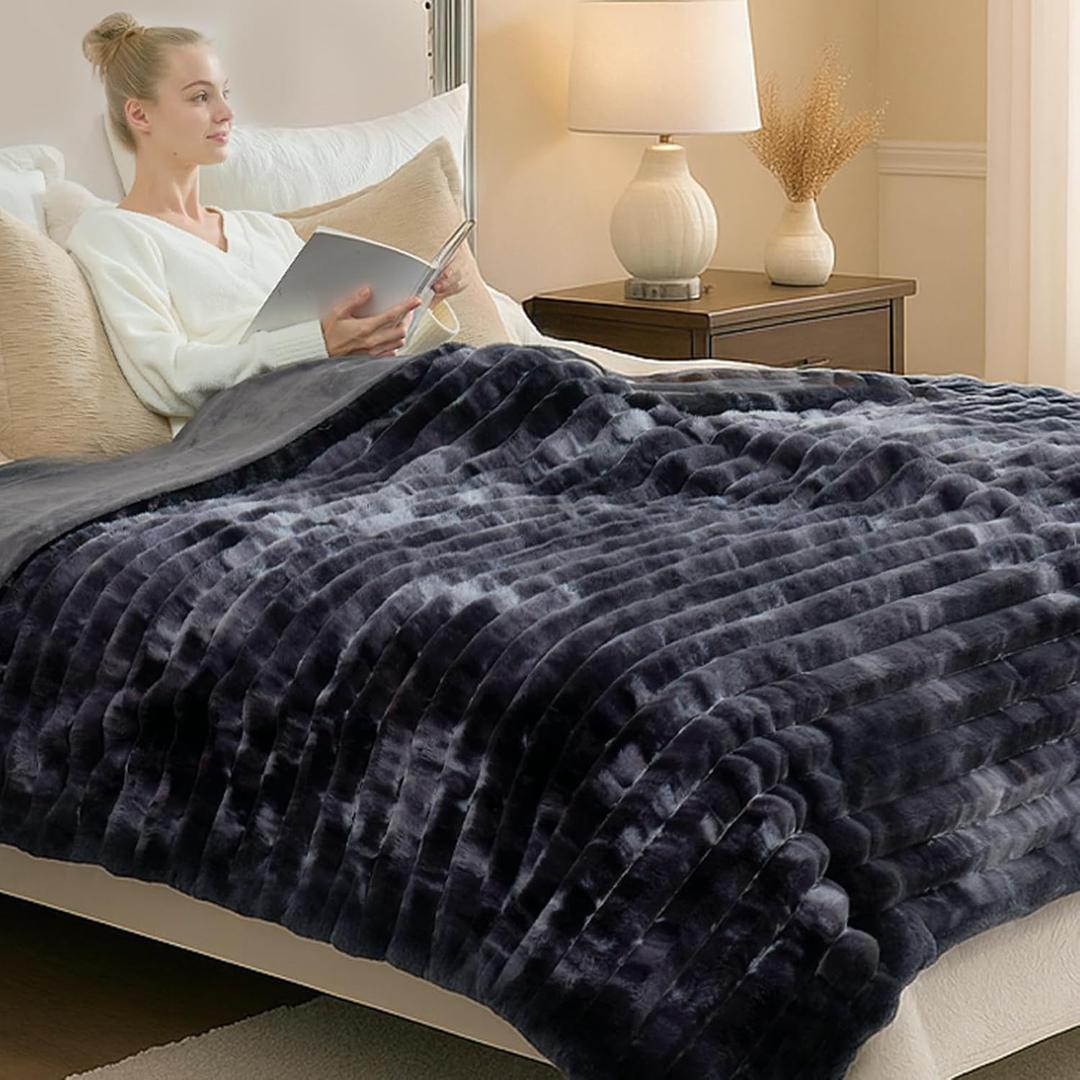Cozy Bliss Faux Fur Throw Blanket for Couch, Cozy Warm Plush Striped Blanket for Sofa Bedroom Living Room, 90 * 90 Inches Tie-dye Black