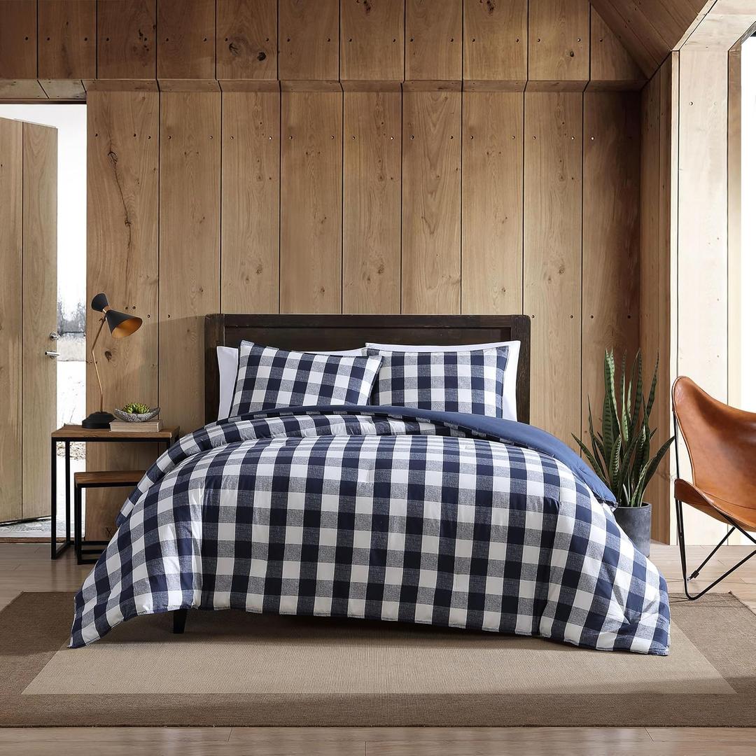 Eddie Bauer - Twin Comforter Set, Reversible Bedding with Matching Sham, Medium-Weight for Year Round Use, Dorm Essentials (Lakehouse Blue), 1 Pilow Case