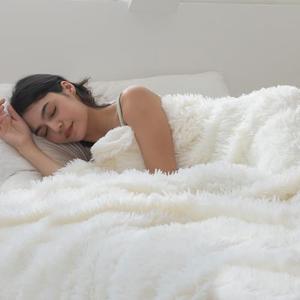 COOVA Ultra Soft Faux Fur Twin Blanket – Fuzzy Fluffy Cozy Microfiber Blankets, Warm Thick Plush Sherpa Fleece Throw Blanket for Couch,Bed,Sofa,Ideal Gift for Women.(Ivory White, 60"x80")