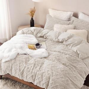 Bedsure Fluffy Flannel Duvet Cover Set - Faux Fur Comforter Cover Queen Size, Warm Plush Bedding for Winter, 3-Piece Set with Zipper Closure (90"x90") and 2 Pillow Shams, Linen