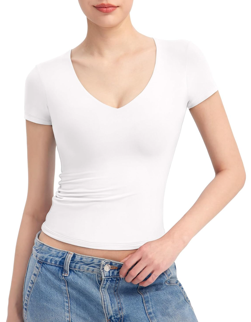 PUMIEY Women's V Neck Short Sleeve T Shirts Slim Fit Going Out Tops Sexy Basic Tee Sharp Collection M