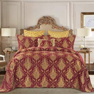 Loom and Mill Luxury Quilt Set 3 Piece, Classic Damask Quilted Bedspread King Size with 2 Shams, Soft Lightweight Jacquard Bedding Coverlet Set for Christmas All Season (Red, King)