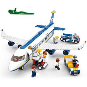 Building Blocks City Airplane Station Toy for 6-12 Years Old Boys,City Airport Building Kits Kids Toys STEM Learning Building Bricks Helicoper Birthday Gift for 6-12 Children (463 Pieces)